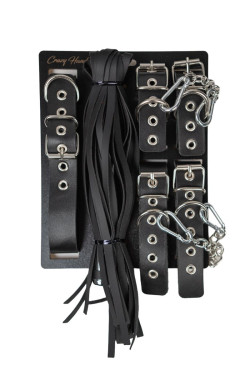 БДСМ-набор с плёткой в черном цвете БДСМ-набор с плёткой в черном цвете