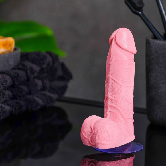 Сиреневое фигурное мыло  Фаворит  на присоске