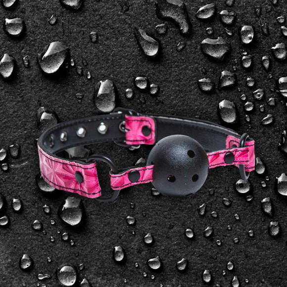 Розовый виниловый кляп SINFUL BALL GAG Розовый виниловый кляп SINFUL BALL GAG
