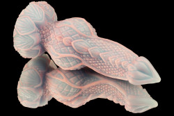 Фантазийный фаллоимитатор Оками large - 27 см. Фантазийный фаллоимитатор Оками large - 27 см.