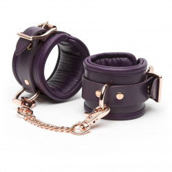 Фиолетовые наручники Cherished Collection Leather Wrist Cuffs Фиолетовые наручники Cherished Collection Leather Wrist Cuffs