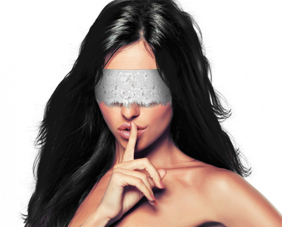 Белая ажурная маска на глаза Lace Mask