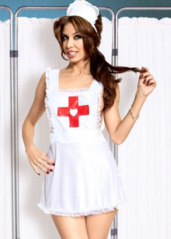 Костюм медсестры из фартука и чепчика