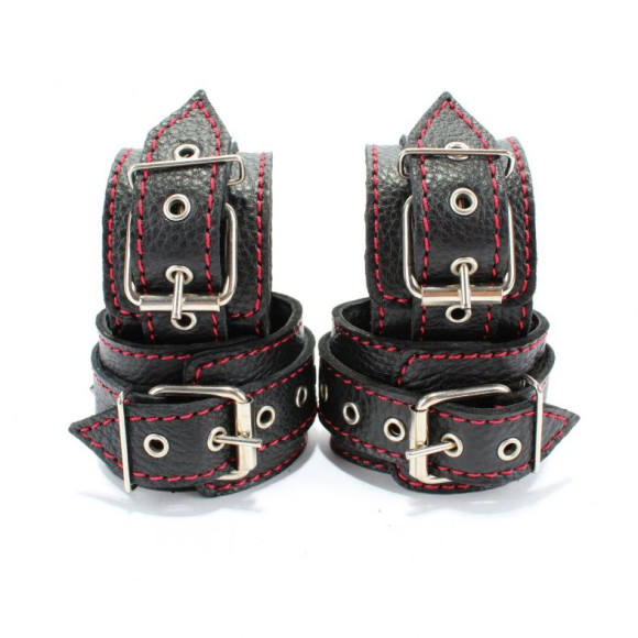 Черный бондажный набор с маленькими шипами Черный бондажный набор с маленькими шипами